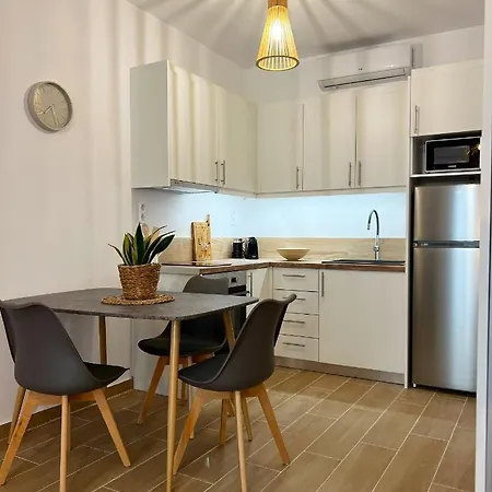 Calm Joy & J - New Bird 埃尔莫波利斯