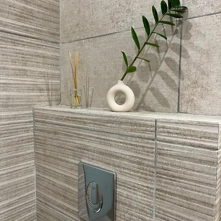 公寓 Calm Joy & J - New Bird 埃尔莫波利斯